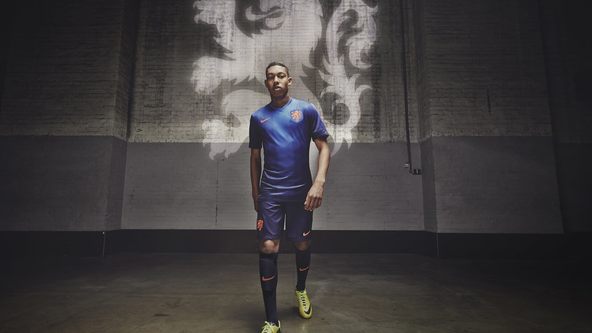 英超裁判语义分析提升判罚一致性的案例研究，英超裁判有哪些